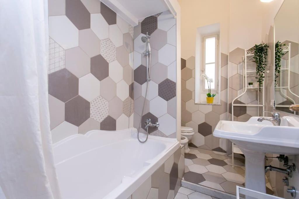 Borgo Plauto Oasi Di Eleganza Vicino Al Vaticano Apartamento